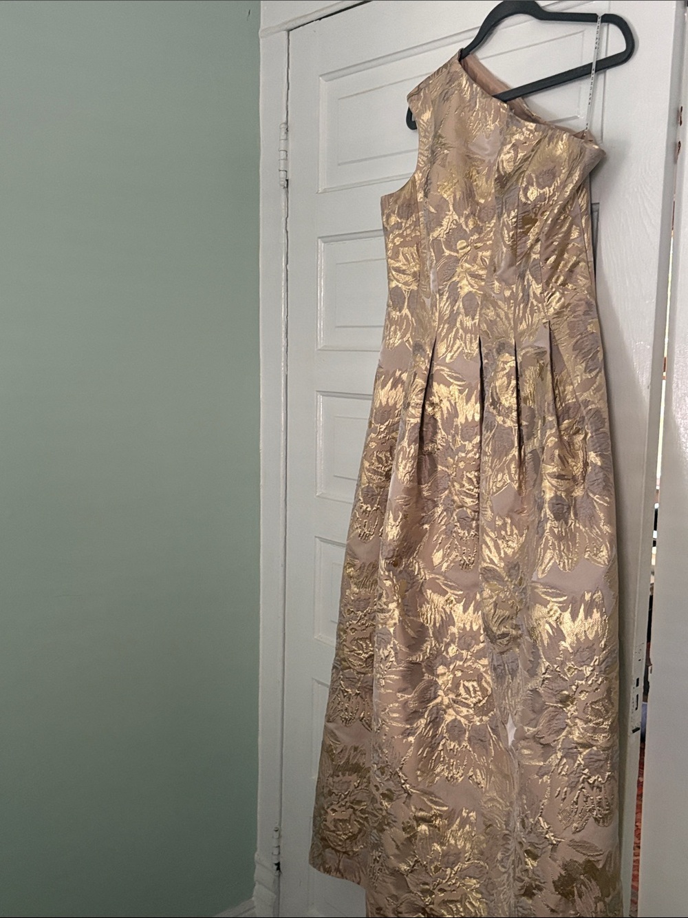 Kay Unger New York Metallic Brocade Dress - Blush Gold Size 14 tailored to 12